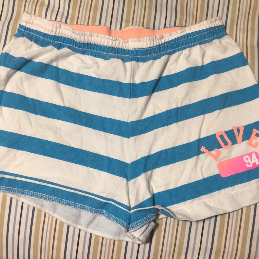 Girls elastic waistband shorts